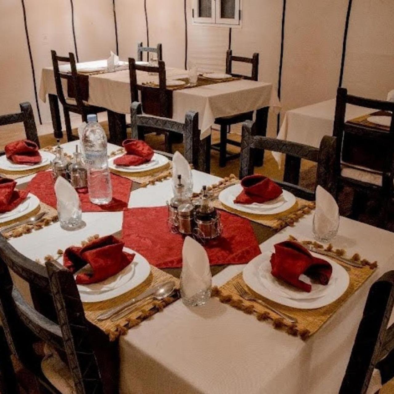 Sahara Luxury Glamping Hotel Merzouga Luaran gambar